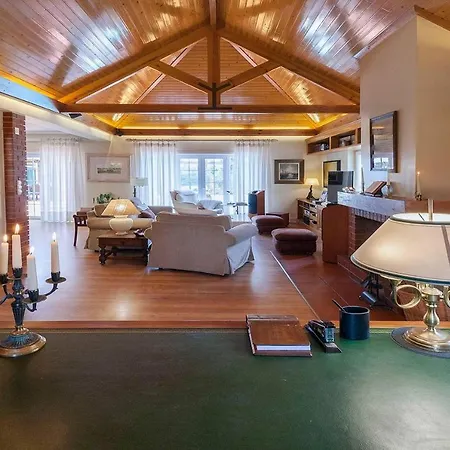 Willa Gerbera Apostica